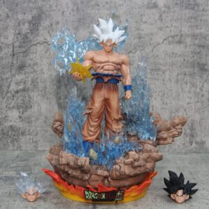 33 cm DBZ figure Goku on platform
